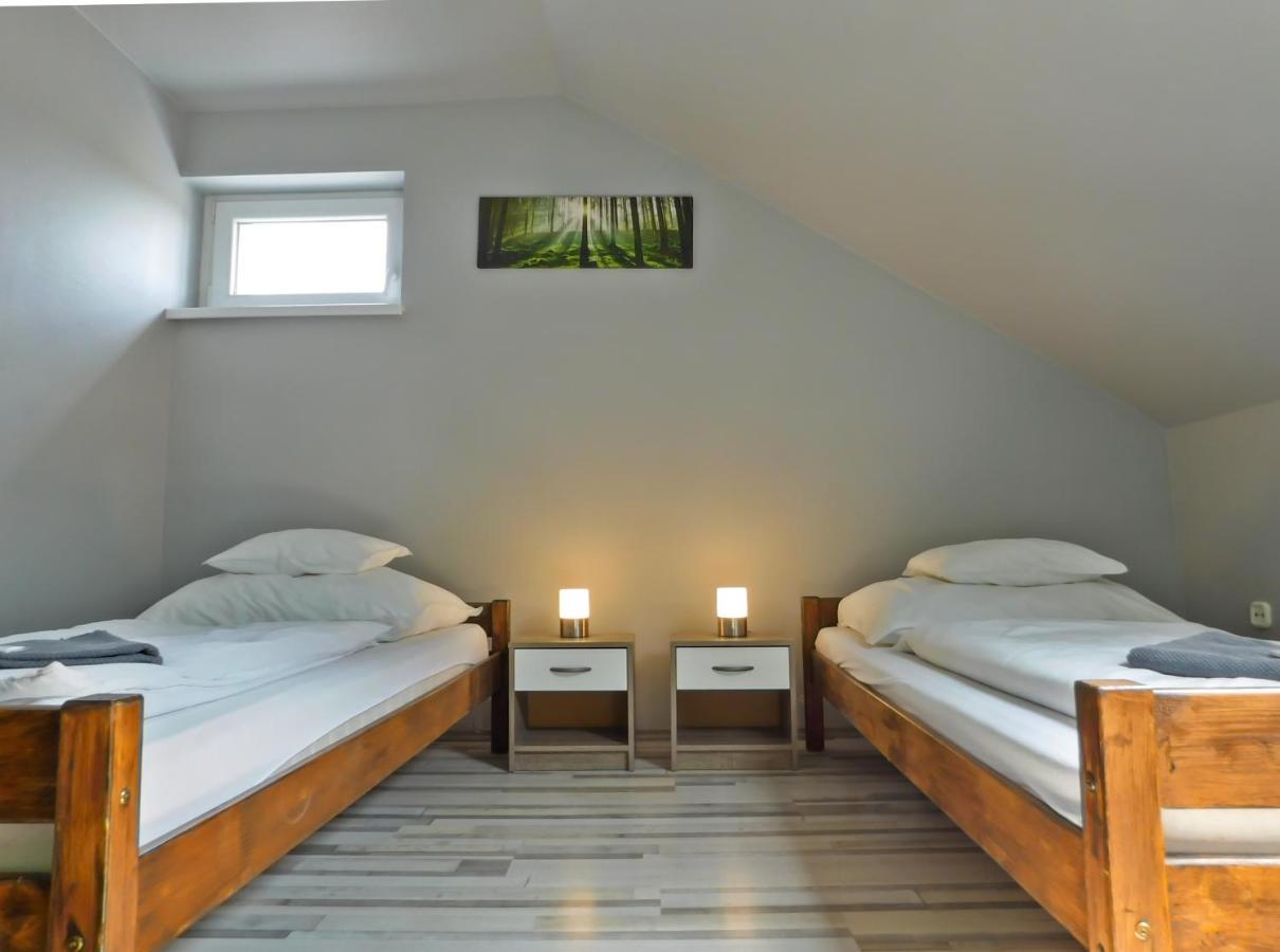 Bed and Breakfast Korona Panzio Levél Esterno foto